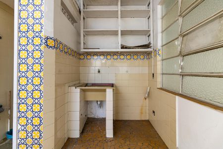 Casa à venda com 197m², 2 quartos e 2 vagasLavanderia