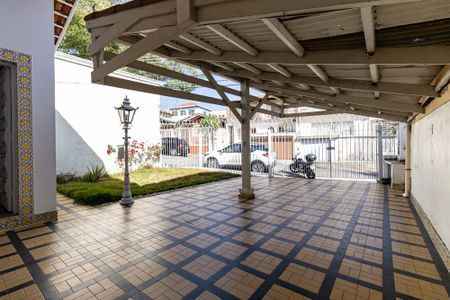 Casa à venda com 197m², 2 quartos e 2 vagasGaragem