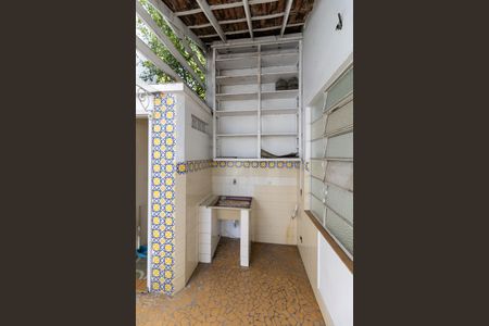 Casa à venda com 197m², 2 quartos e 2 vagasLavanderia