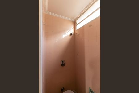 Casa à venda com 197m², 2 quartos e 2 vagasBanheiro Suíte 