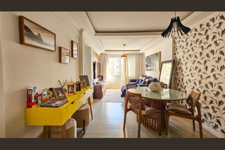 Apartamento à venda com 68m², 3 quartos e 2 vagas Apartamento à venda com 68m², 3 quartos e 2 vagasSala