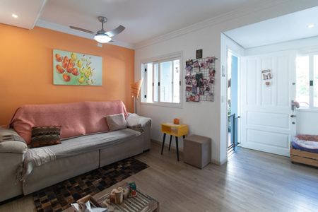 Casa de condomínio à venda com 148m², 3 quartos e 2 vagas Casa de condomínio à venda com 148m², 3 quartos e 2 vagasSala