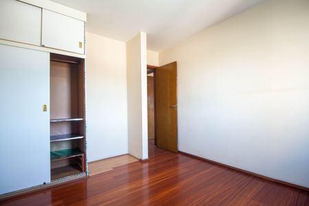 Apartamento à venda com 87m², 3 quartos e 1 vagaQuarto 1 