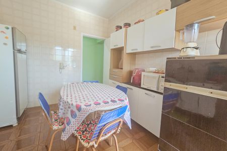 Apartamento para alugar com 130m², 2 quartos e 1 vaga Apartamento para alugar com 130m², 2 quartos e 1 vagaCozinha