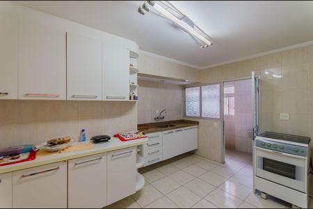 Apartamento à venda com 130m², 3 quartos e 2 vagasCozinha