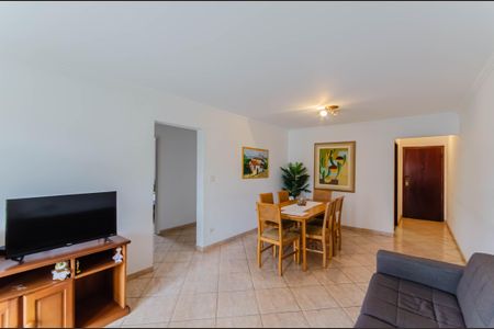 Apartamento à venda com 130m², 3 quartos e 2 vagasSala