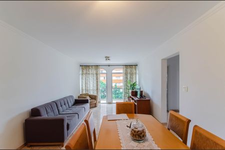 Apartamento à venda com 130m², 3 quartos e 2 vagasSala