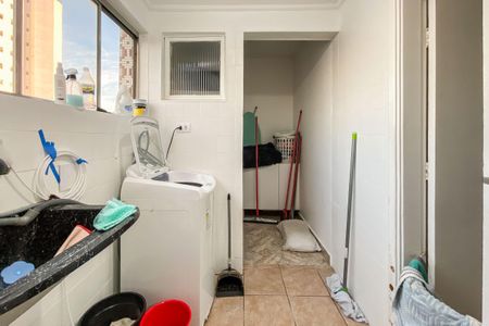 Apartamento à venda com 75m², 2 quartos e 1 vagaÁrea de Serviço