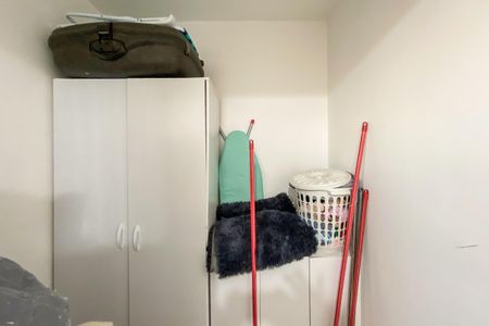 Apartamento à venda com 75m², 2 quartos e 1 vagaBanheiro de Serviço