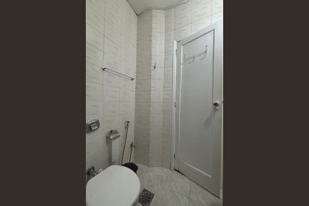 Apartamento à venda com 27m², 1 quarto e sem vaga Apartamento à venda com 27m², 1 quarto e sem vagaBanheiro social