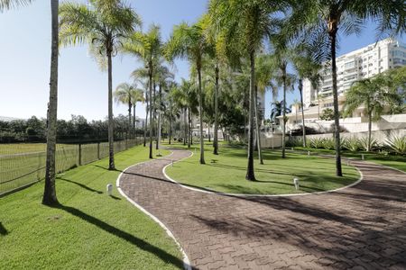 Apartamento à venda com 69m², 2 quartos e 1 vagaÁrea comum