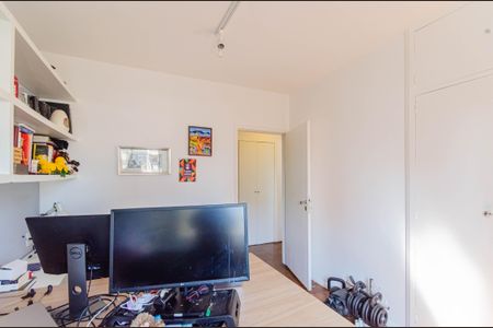 Apartamento para alugar com 135m², 3 quartos e 1 vagaQuarto 2