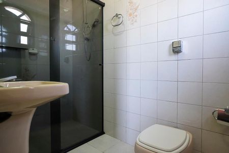 Casa à venda com 189m², 4 quartos e 2 vagasBanheiro da suíte