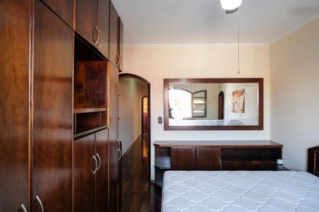 Casa à venda com 189m², 4 quartos e 2 vagasSuíte