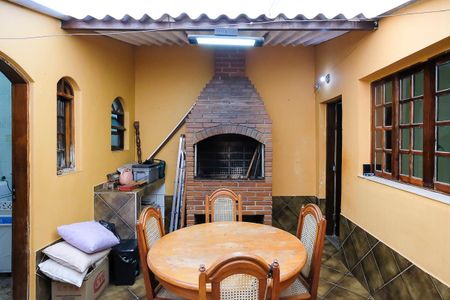 Casa à venda com 189m², 4 quartos e 2 vagasQuintal