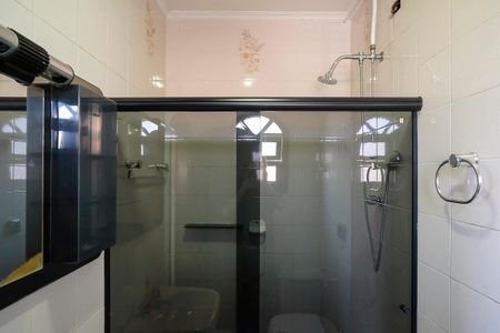 Casa à venda com 189m², 4 quartos e 2 vagasBanheiro da suíte