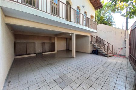 Casa à venda com 250m², 5 quartos e 4 vagasGaragem