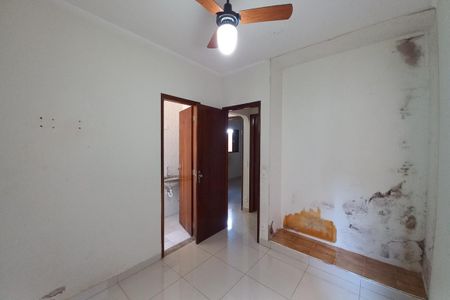 Casa à venda com 250m², 5 quartos e 4 vagasSuíte 3