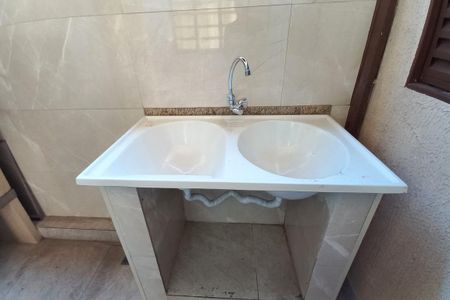 Casa à venda com 250m², 5 quartos e 4 vagasÁrea de Serviço