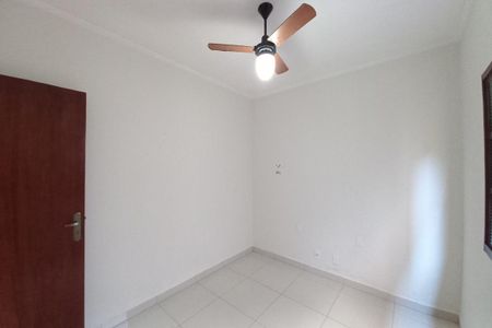 Casa à venda com 250m², 5 quartos e 4 vagasQuarto 2