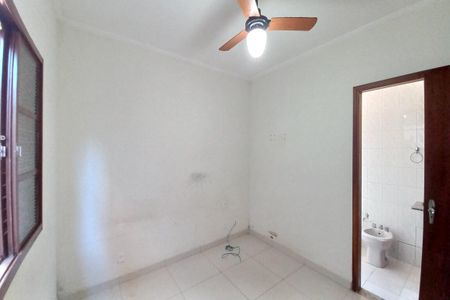 Casa à venda com 250m², 5 quartos e 4 vagasSuíte 3