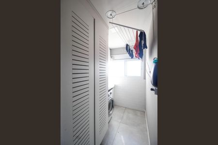 Apartamento à venda com 71m², 2 quartos e 1 vagaÁrea de serviço