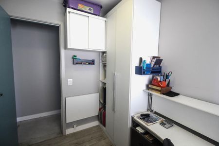 Apartamento à venda com 71m², 2 quartos e 1 vagaQuarto 