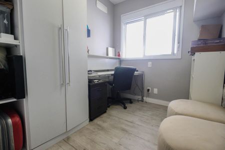 Apartamento à venda com 71m², 2 quartos e 1 vagaQuarto 