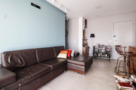 Apartamento à venda com 71m², 2 quartos e 1 vagaSala