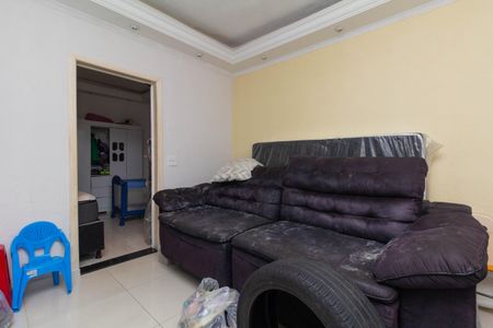 Casa à venda com 235m², 5 quartos e 4 vagas Casa à venda com 235m², 5 quartos e 4 vagasCasa 2 - Sala