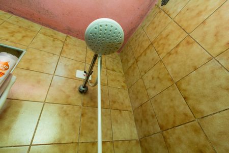 Casa à venda com 235m², 5 quartos e 4 vagas Casa à venda com 235m², 5 quartos e 4 vagasCasa 2 - Banheiro