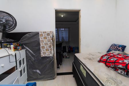 Casa à venda com 235m², 5 quartos e 4 vagas Casa à venda com 235m², 5 quartos e 4 vagasCasa 2 - Quarto