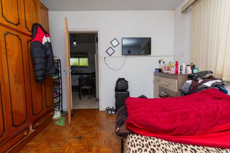 Casa à venda com 235m², 5 quartos e 4 vagas Casa à venda com 235m², 5 quartos e 4 vagasCasa 1 - Quarto 2