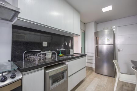 Apartamento à venda com 100m², 3 quartos e 2 vagasCozinha