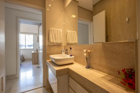 Apartamento à venda com 100m², 3 quartos e 2 vagasBanheiro Social