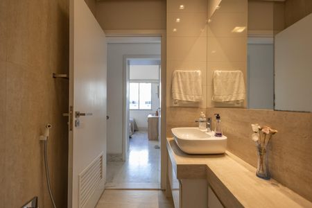 Apartamento à venda com 100m², 3 quartos e 2 vagasBanheiro Social