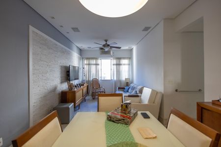 Apartamento à venda com 100m², 3 quartos e 2 vagasSala