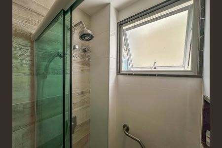 Apartamento à venda com 150m², 3 quartos e 1 vagaBanheiro da Suíte 2