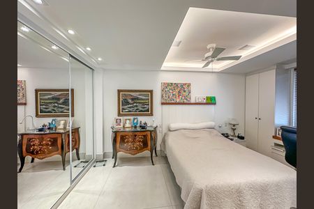 Apartamento à venda com 150m², 3 quartos e 1 vagaSuíte 1