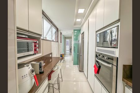 Apartamento à venda com 150m², 3 quartos e 1 vagaCozinha