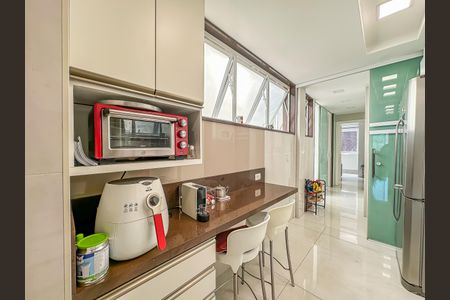 Apartamento à venda com 150m², 3 quartos e 1 vagaCozinha