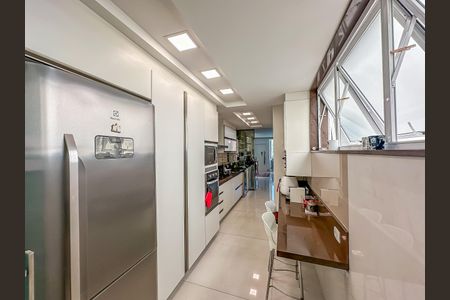 Apartamento à venda com 150m², 3 quartos e 1 vagaCozinha