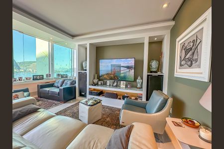 Apartamento à venda com 150m², 3 quartos e 1 vagaSala de TV