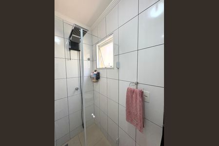 Casa de condomínio à venda com 74m², 2 quartos e 2 vagas Casa de condomínio à venda com 74m², 2 quartos e 2 vagasBanheiro Social