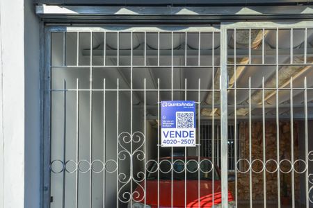 Casa à venda com 141m², 3 quartos e 2 vagas Casa à venda com 141m², 3 quartos e 2 vagasPlaca