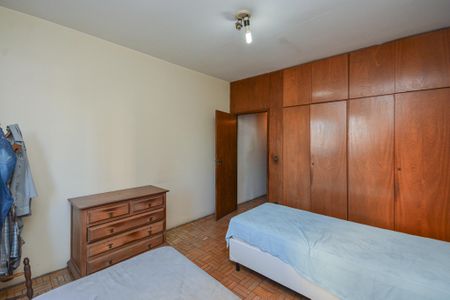 Casa à venda com 141m², 3 quartos e 2 vagas Casa à venda com 141m², 3 quartos e 2 vagasQuarto 2