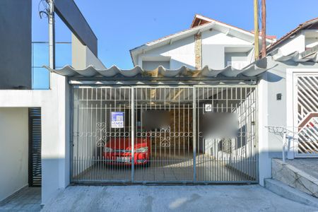 Casa à venda com 141m², 3 quartos e 2 vagas Casa à venda com 141m², 3 quartos e 2 vagasFachada