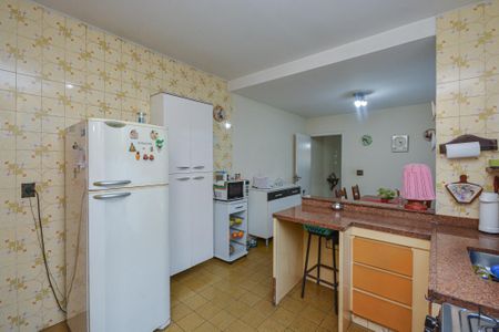 Casa à venda com 141m², 3 quartos e 2 vagas Casa à venda com 141m², 3 quartos e 2 vagasCozinha