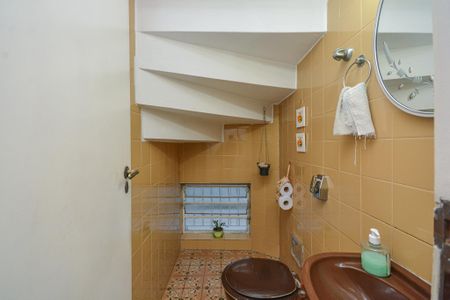 Casa à venda com 141m², 3 quartos e 2 vagas Casa à venda com 141m², 3 quartos e 2 vagasLavabo