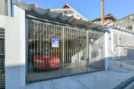 Casa à venda com 141m², 3 quartos e 2 vagas Casa à venda com 141m², 3 quartos e 2 vagasFachada